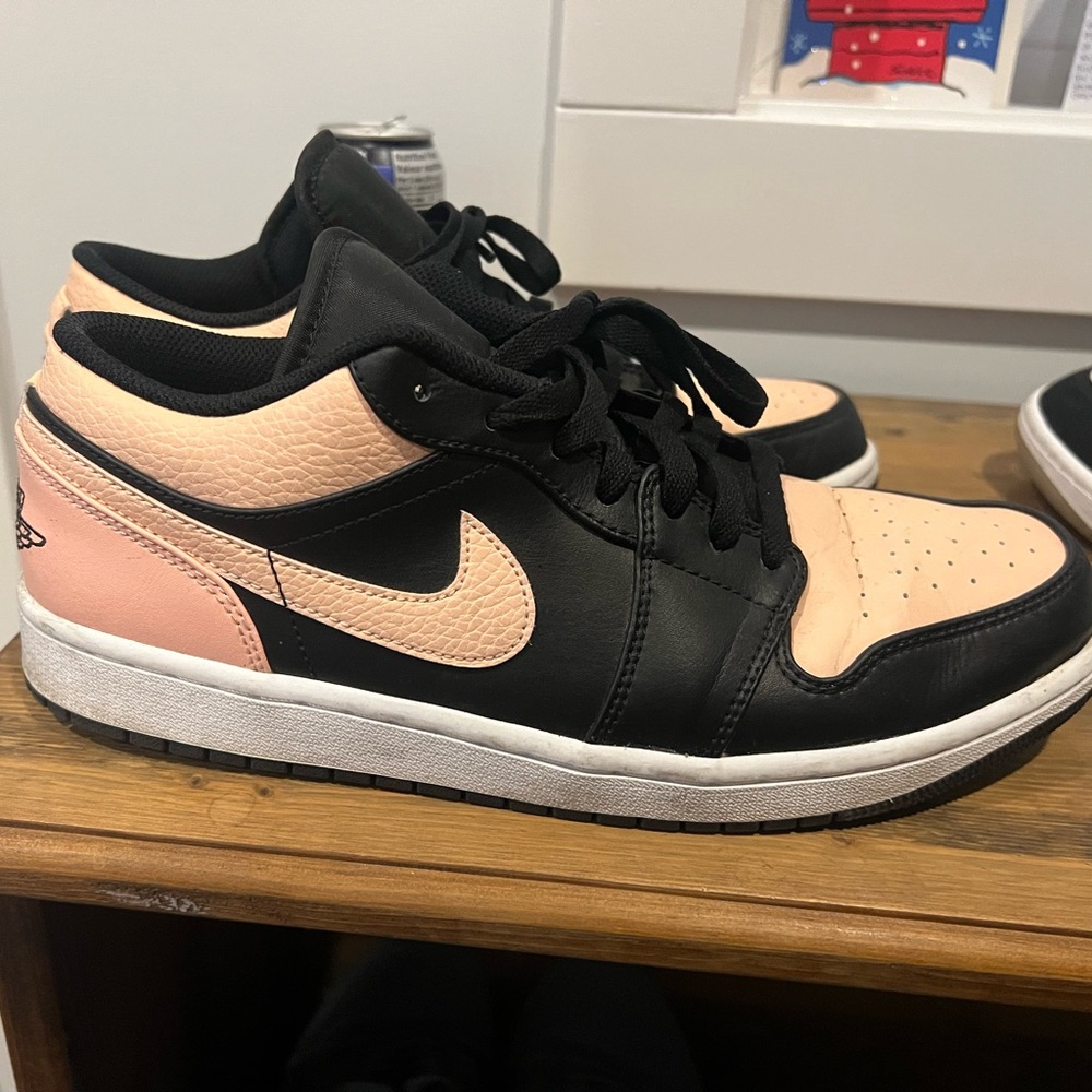 Air Jordan 1 Low ‘Crimson Tint’